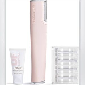 Dermaflash Luxe Sonic Dermaplaning + Peach Fuzz Removal in Blush